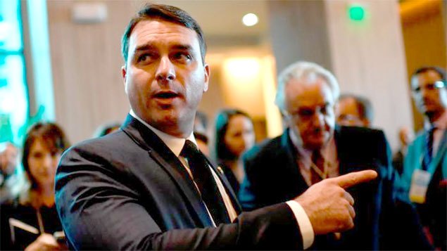 Flávio Bolsonaro (sem partido-RJ) é alvo de um novo inquérito no MP-RJ, por possível improbidade administrativa