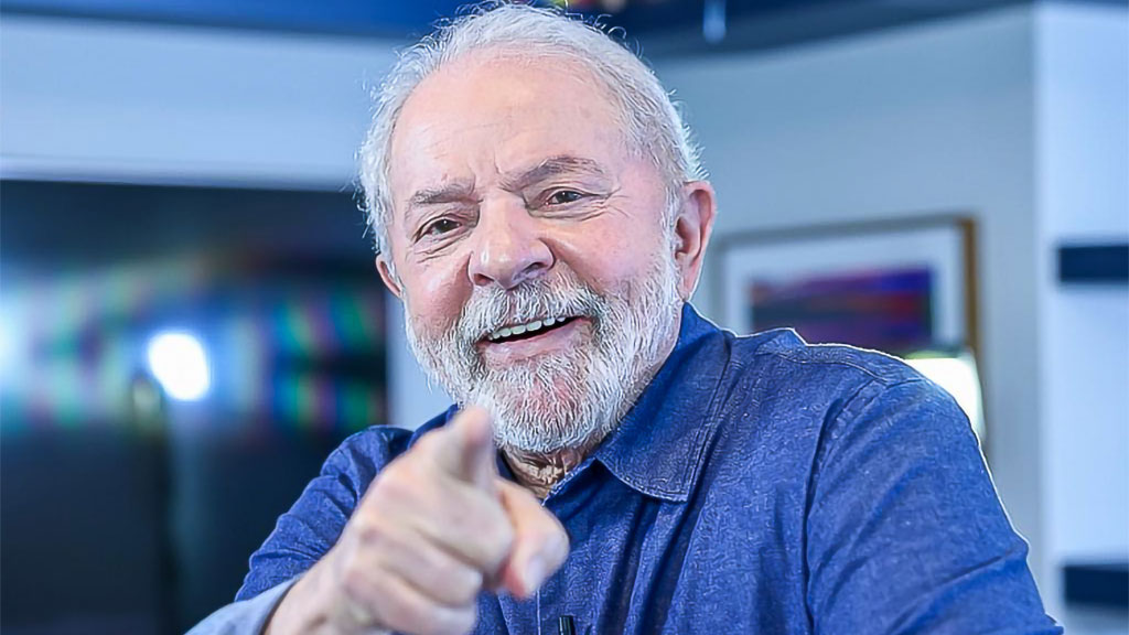 Lula aponta