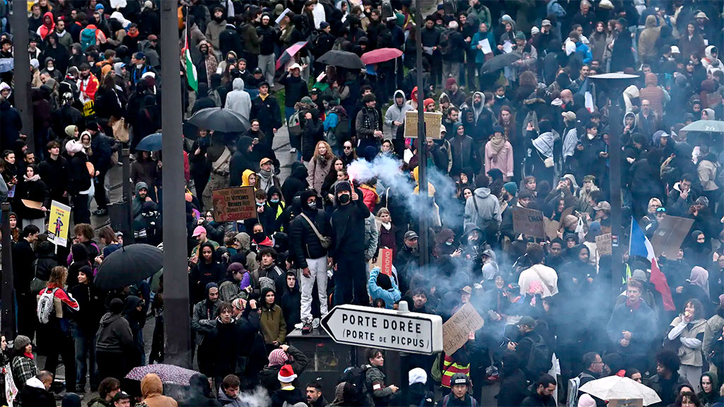 Manifestação, Paris
